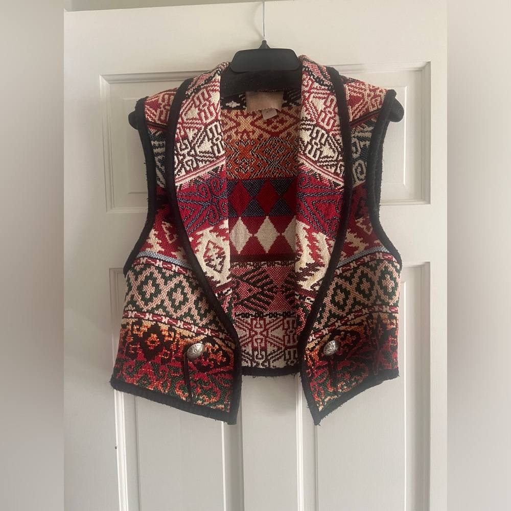 Painted Pony Tapestry Cotton western vest with sterling buttons